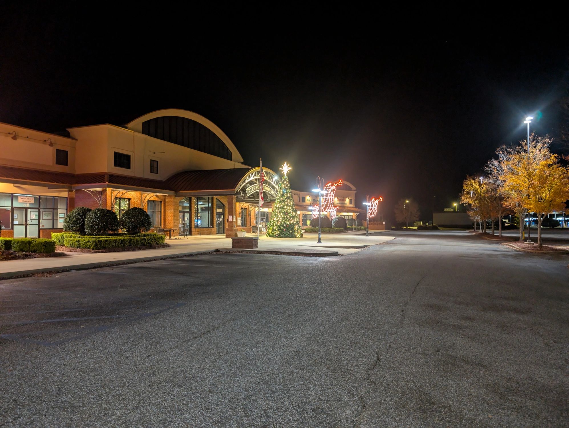Alabama storefront exterior